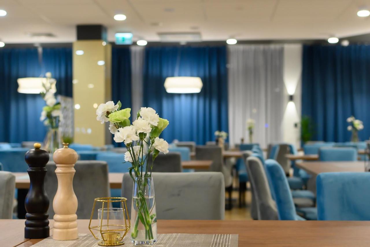 Aparthotel Termy Униейов Екстериор снимка